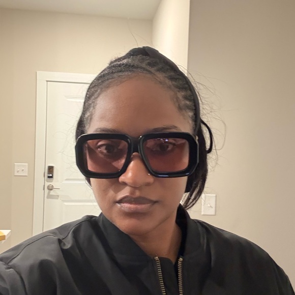 Loewe Sunglasseses - Picture 9 of 12